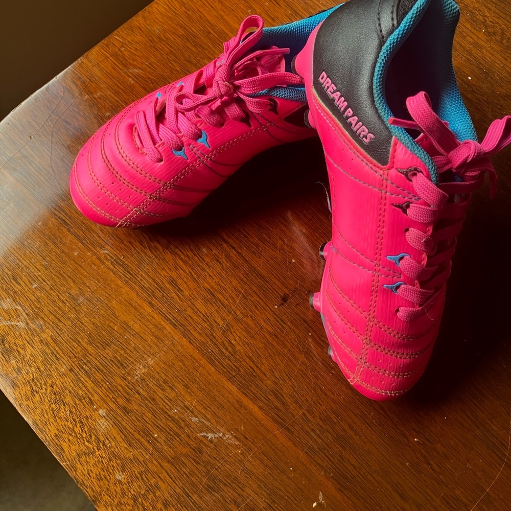 Dream Pairs Kids Pink and Black Sneakers